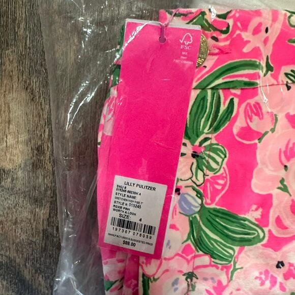 NWT Lilly Pulitzer Gretchen High Rise 7” Short in Roxie Pink Worth A Look Floral - Picture 3 of 4